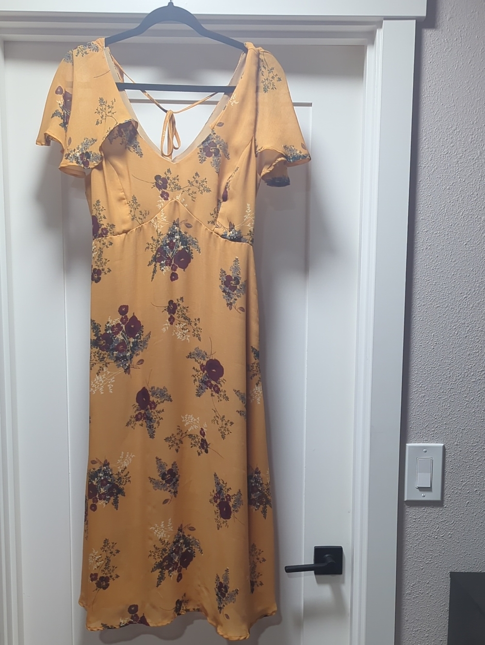 Leith Mustard Floral Midi Dress with Tie-Back